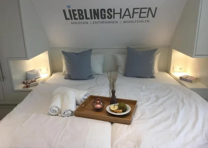 Duenenhuuske Inselparl Mit Sauna Auf By Interhome Сasa de vacaciones Spiekeroog